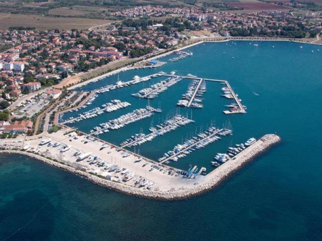 Rosi Apartament *