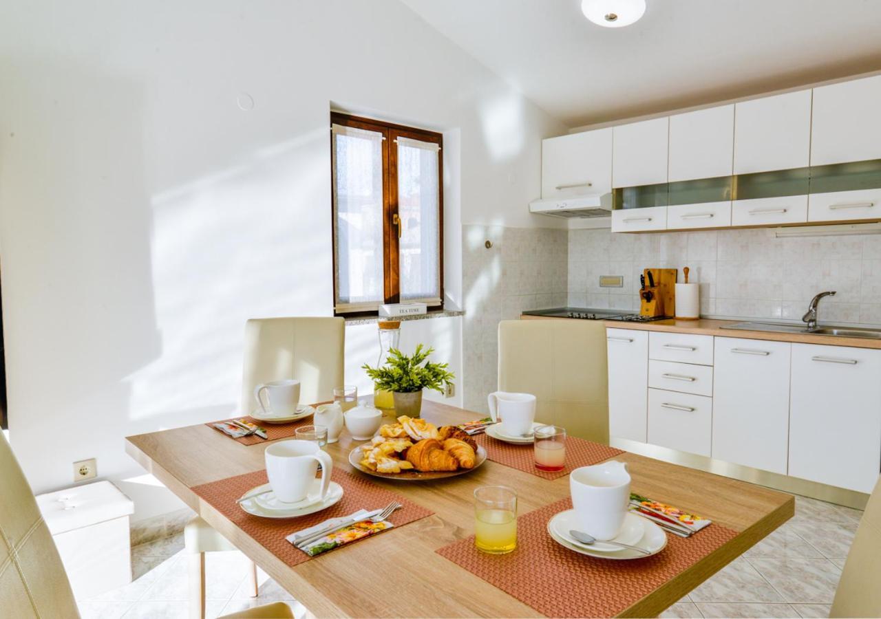 Rosi Apartment *
